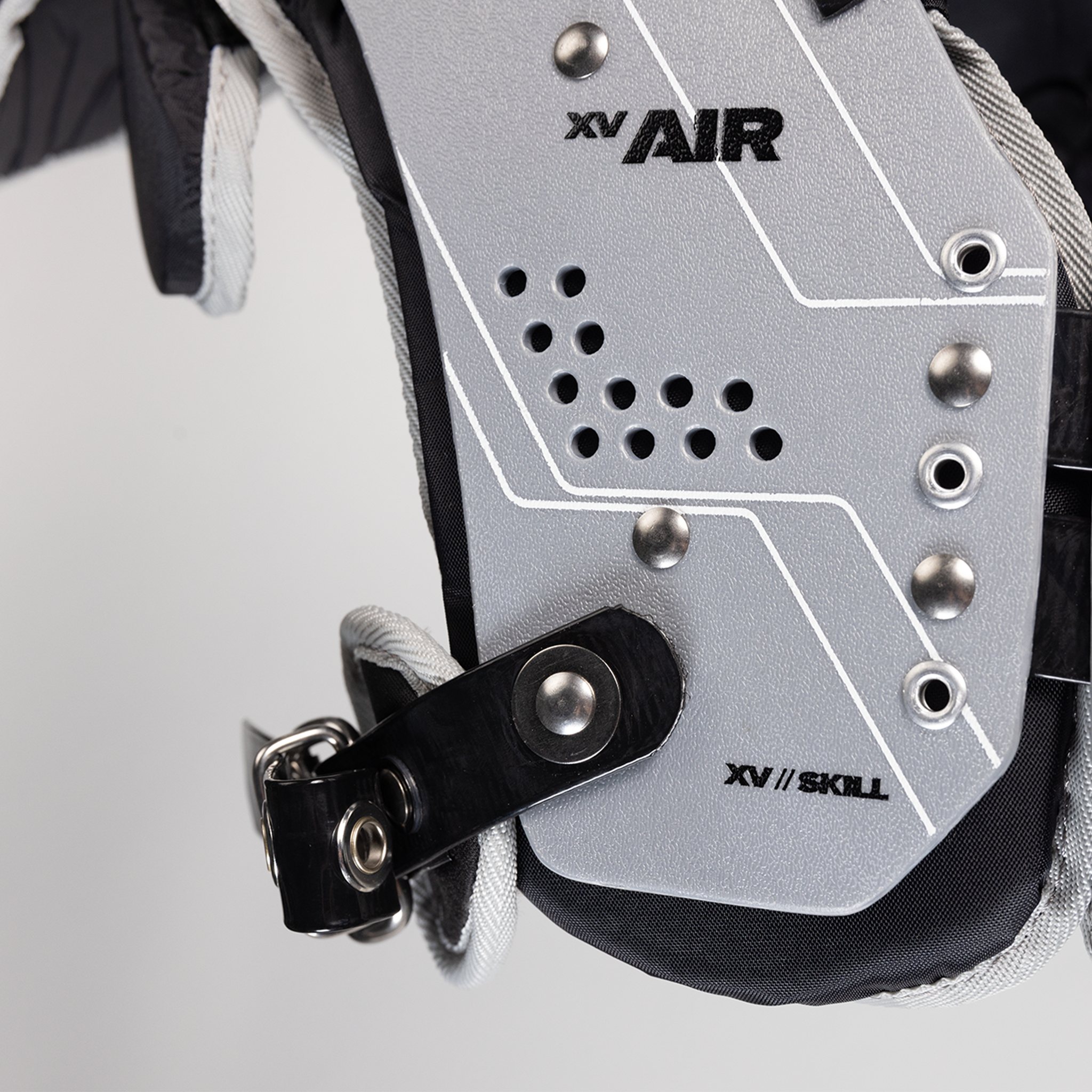 Schutt XV AIR chest plate badge and XV Skill cut detail